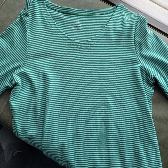 J.Jill Striped 3/4 sleeve V-neck tee, size large - Picture 6 of 6